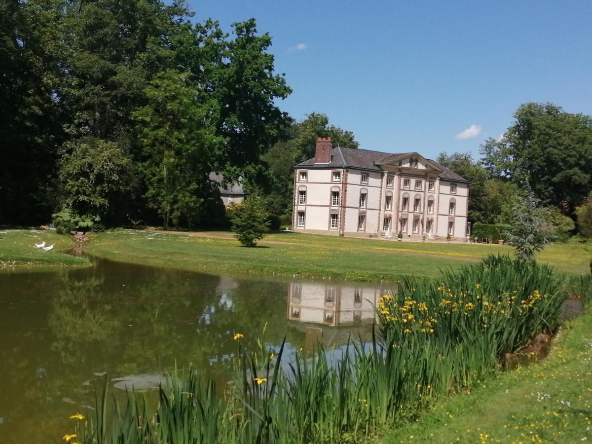Chambre E Andre Le Domaine Des Jardins De Bracquetuit エクステリア 写真